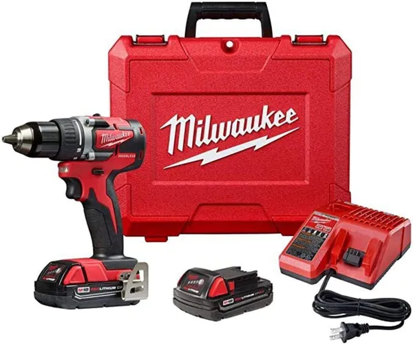 Milwaukee M18 Compact Brushless Drill/Driver Kit